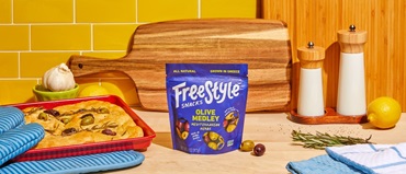 FREESTYLE SNACKS UNVEILS EXCITING ADDITION TO OLIVE SNACK PRODUCT LINE: INTRODUCING MEDITERRANEAN HERB OLIVE MEDLEY